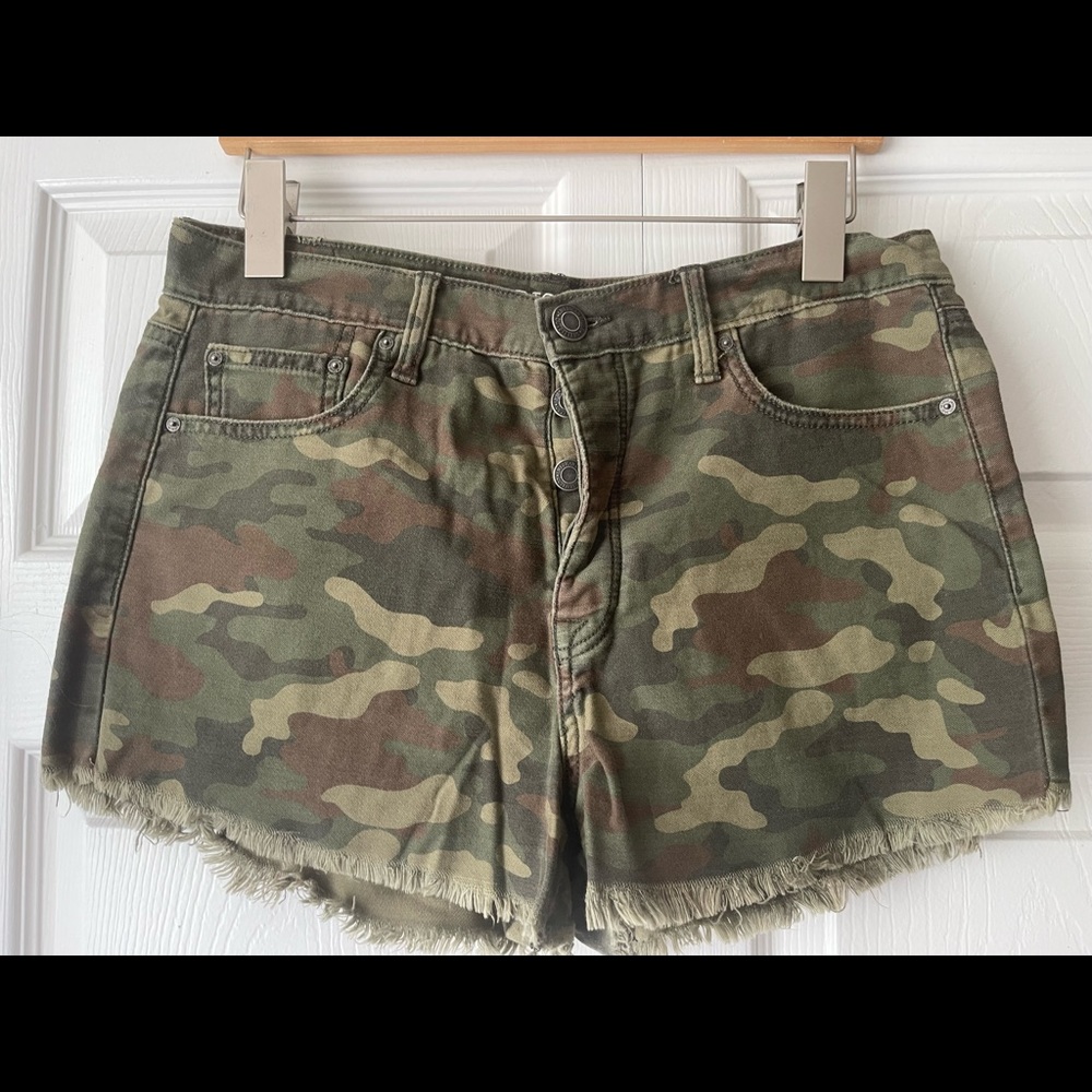 American Eagle High Waisted Shorts